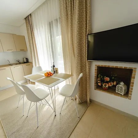 Sunny Apartmens Anastasia Apartment *