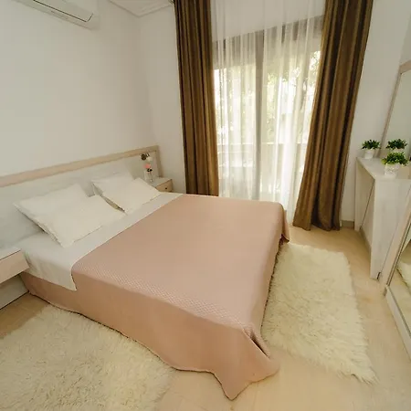 Sunny Apartmens Anastasia Apartment *